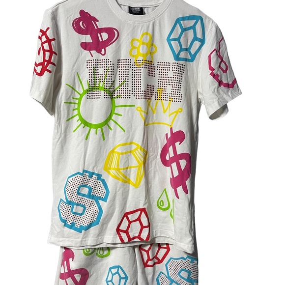 Genuine Streetwear Graffiti Short & Tee Set White and Bright Size Small - Picture 13 of 13